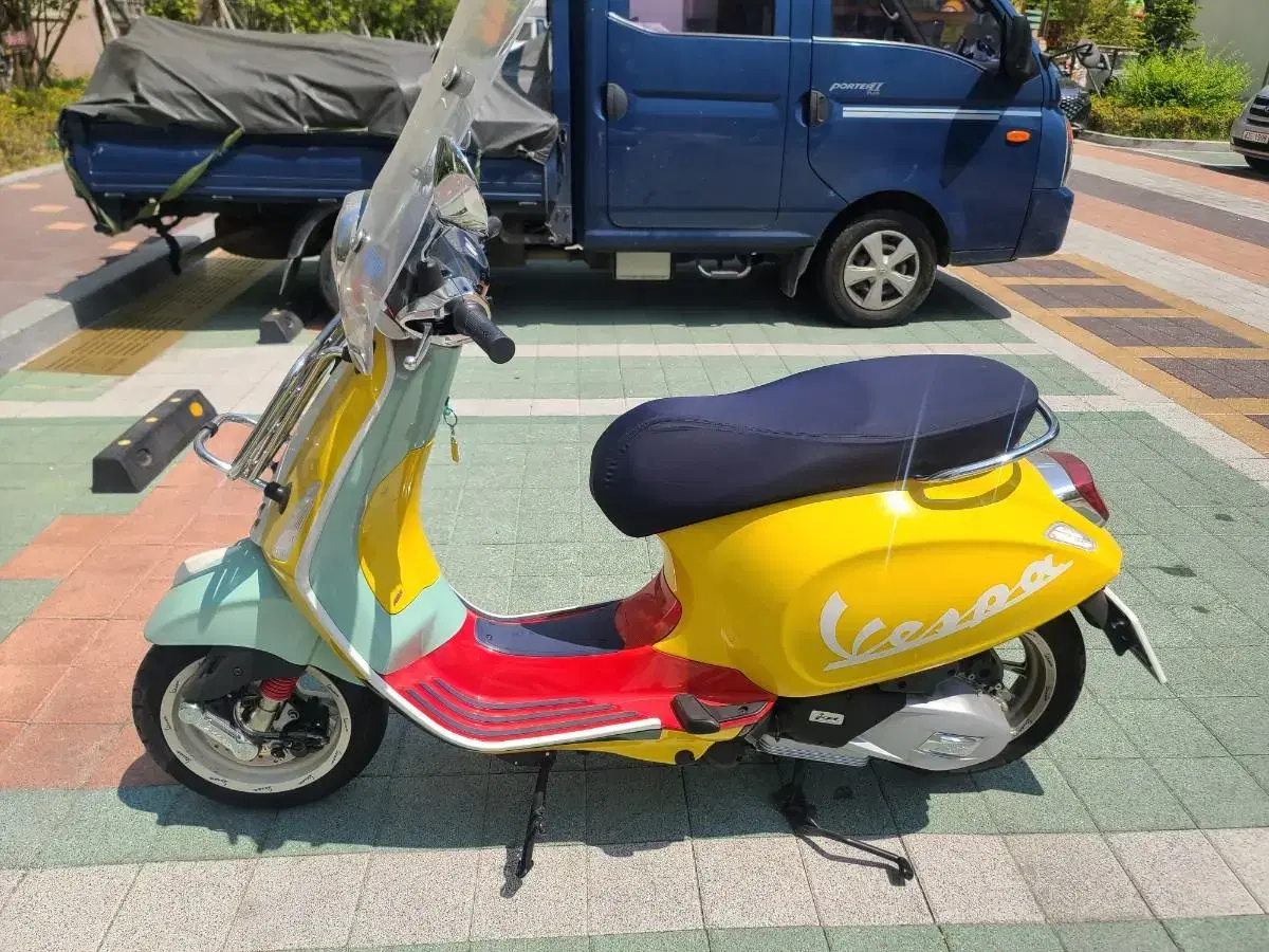 베스파 션우더스푼 125cc